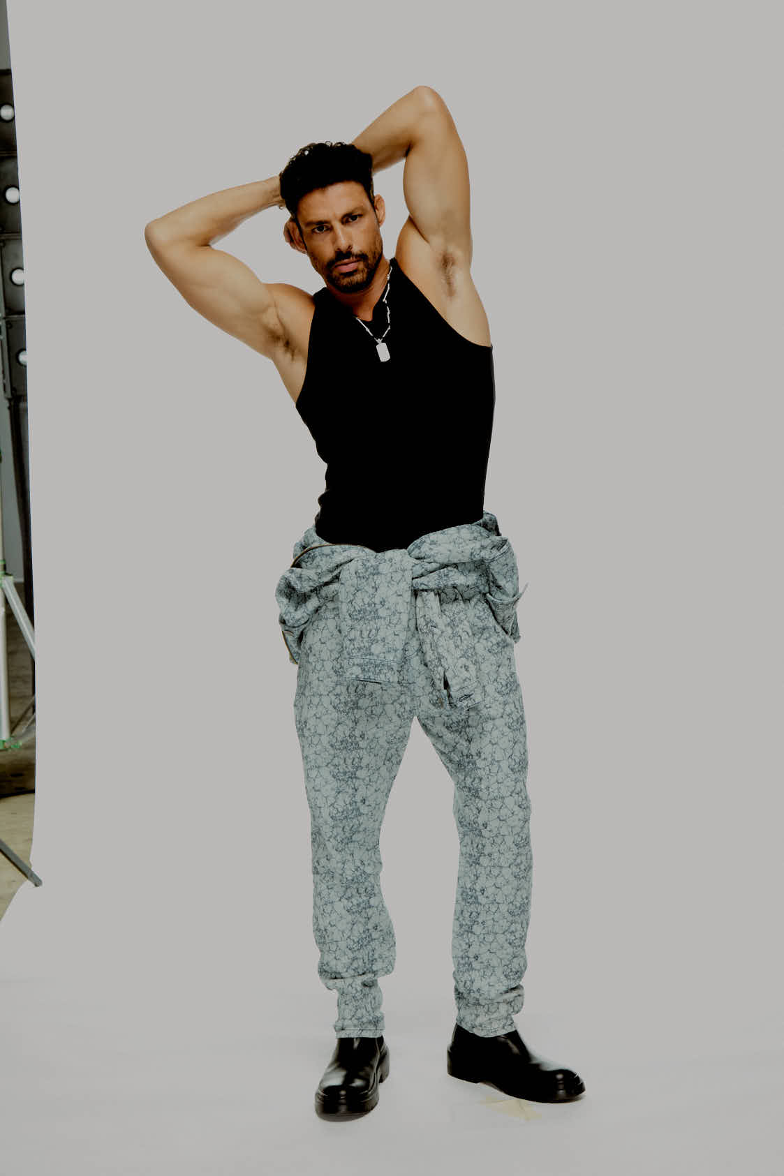 (2023) JEANS CAMPAIGN COLLAB CAUÃ REYMOND / ARAMIS